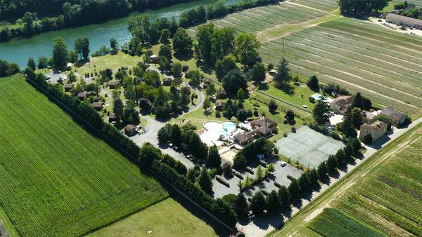 Village de gîtes à Fumel